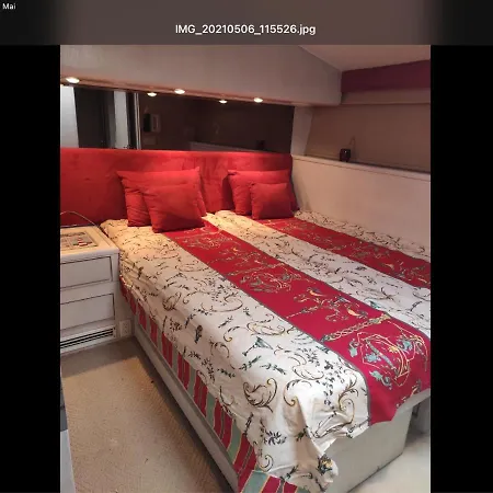 Hausboot/yacht