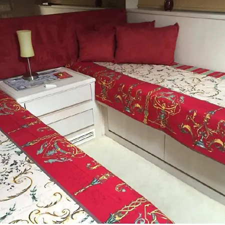 Hausboot/yacht